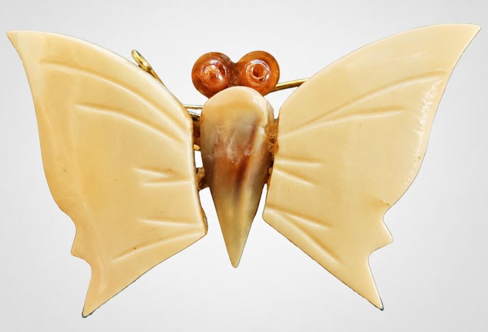 Vintage Carved Butterfly Pin Brooch Organic 1.5" Creamy White ab1-64